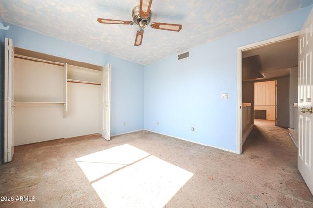 2966 W COMSTOCK Drive, Chandler, AZ 85224