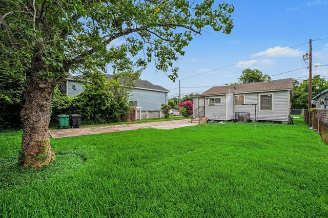 3107 Altoona Street, Houston, TX 77026