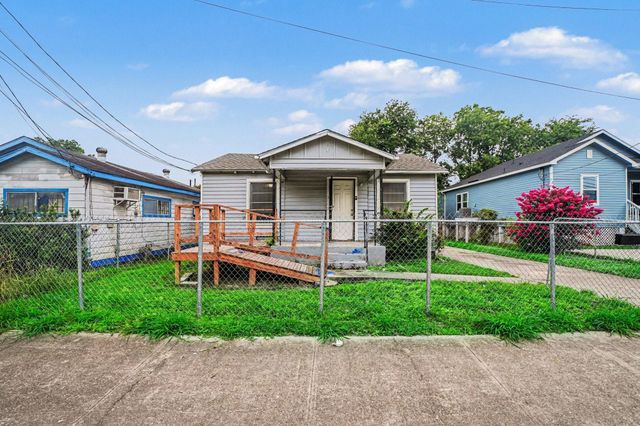 3107 Altoona Street, Houston, TX 77026