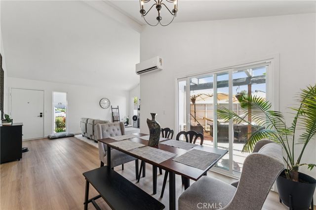 637 Holly, Oxnard, CA 93036