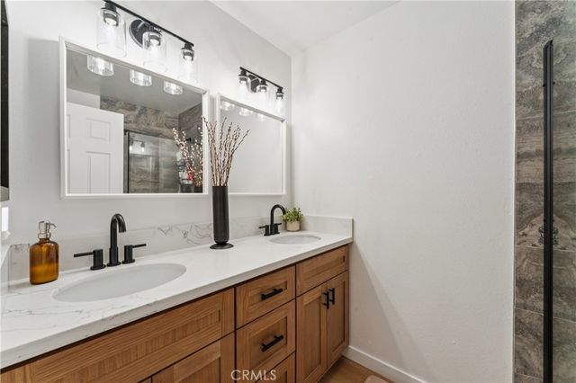 637 Holly, Oxnard, CA 93036