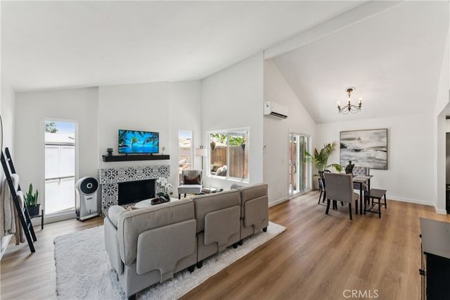 637 Holly, Oxnard, CA 93036