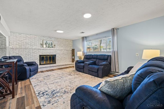 215 Lindell Drive, Germantown, OH 45327