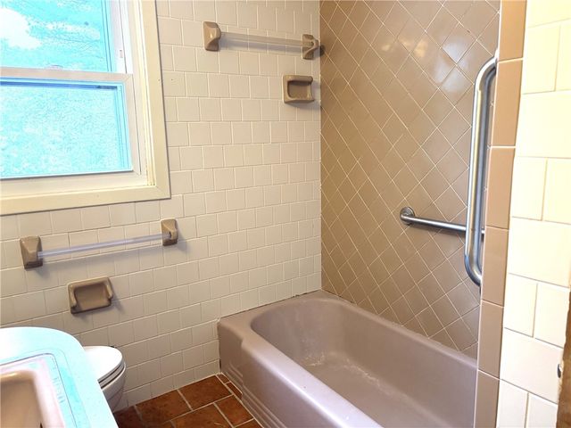 178 Hilton Road, Warwick, RI 02889