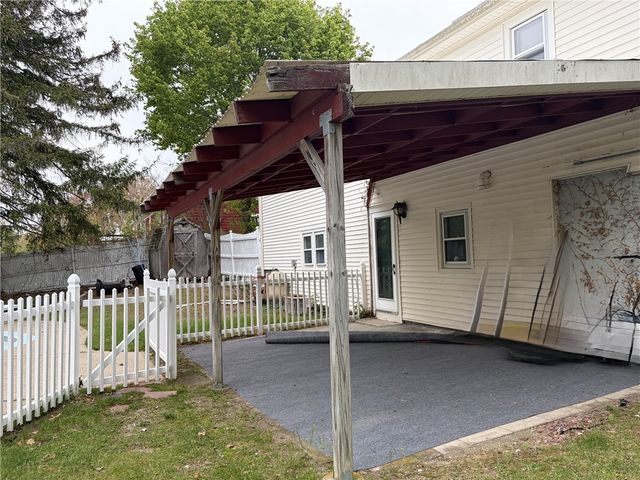 178 Hilton Road, Warwick, RI 02889
