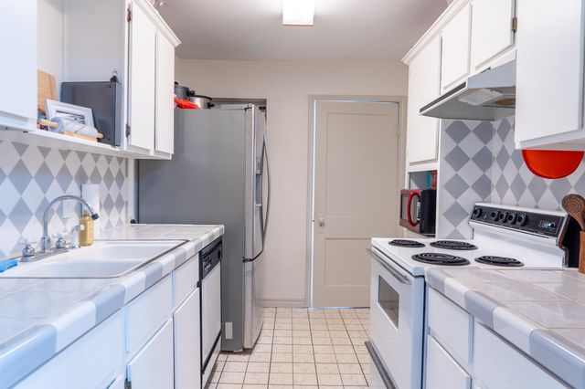 507 N Marshall, Henderson, TX 75654