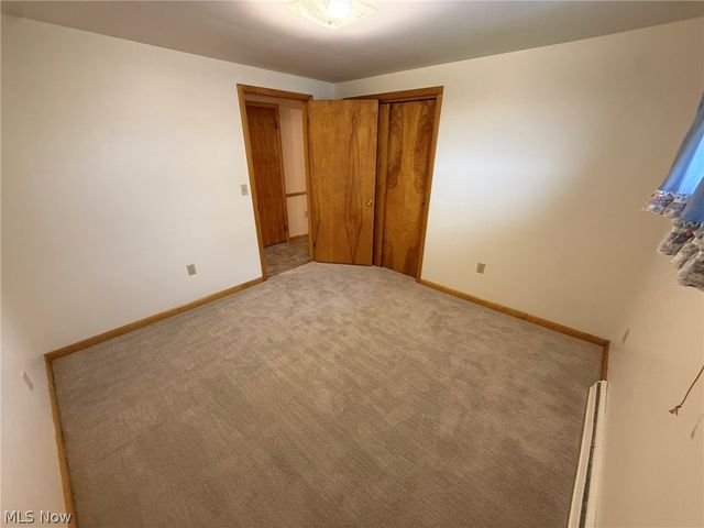 1728 State Route 39 NE, New Philadelphia, OH 44663