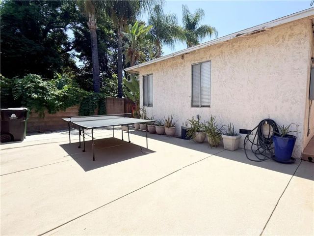 17101 Gault Street, Los Angeles, CA 91406