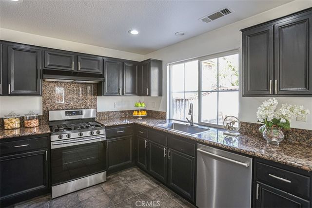 2433 N Cameo Court, Orange, CA 92865