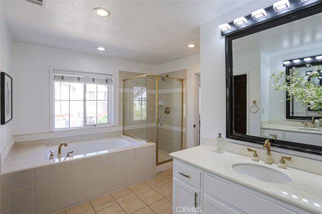 2433 N Cameo Court, Orange, CA 92865
