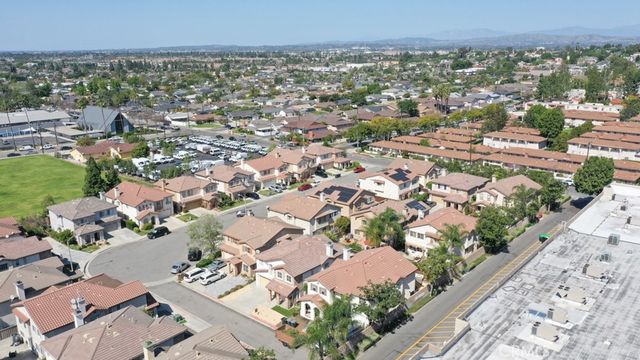 2433 N Cameo Court, Orange, CA 92865