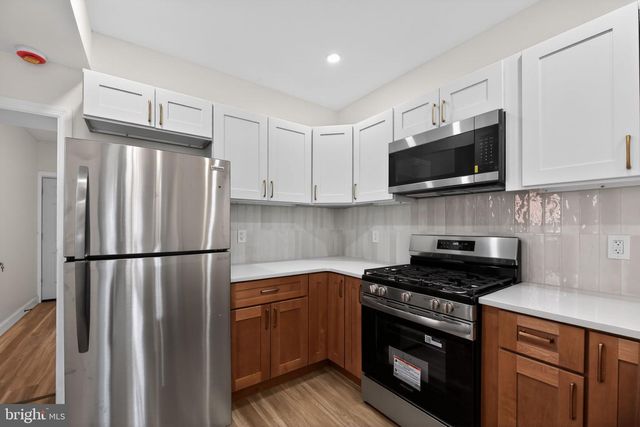 413 ELM ST, Camden, NJ 08102