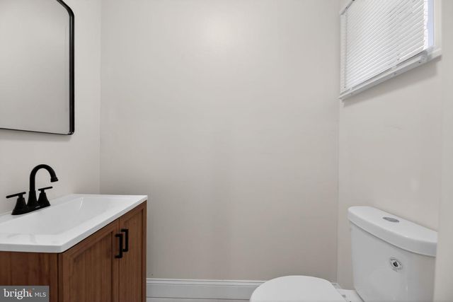 413 ELM ST, Camden, NJ 08102