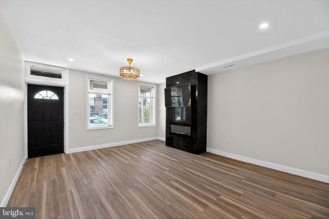 413 ELM ST, Camden, NJ 08102
