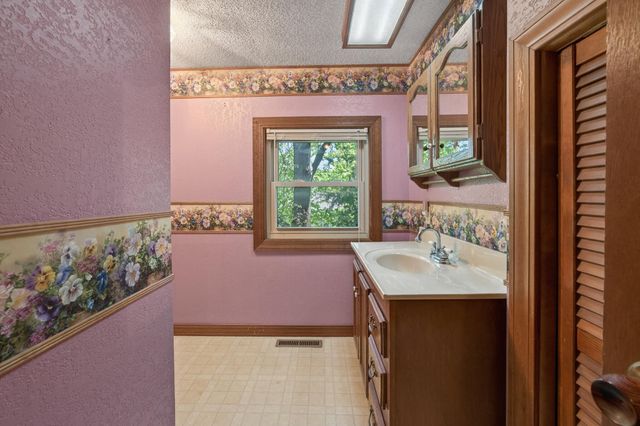 537 W Talmage Street, Springfield, MO 65803
