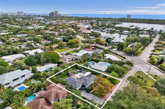 2421 NE 12th Street, Fort Lauderdale, FL 33304