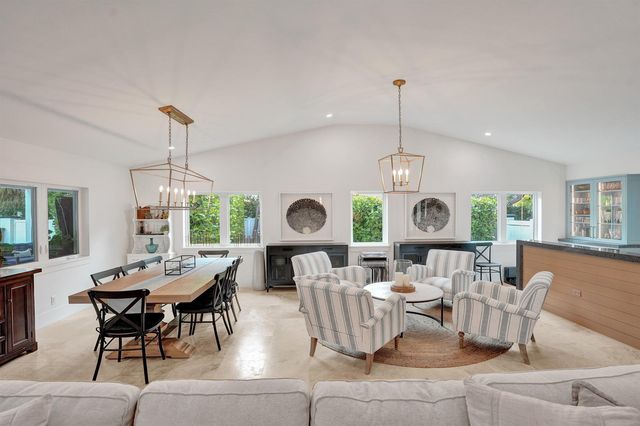 2421 NE 12th Street, Fort Lauderdale, FL 33304