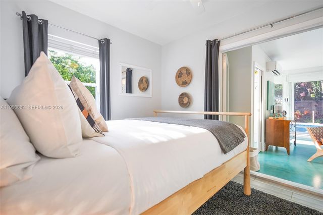 201 NE 16th Ct, Fort Lauderdale, FL 33305