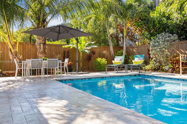 201 NE 16th Ct, Fort Lauderdale, FL 33305