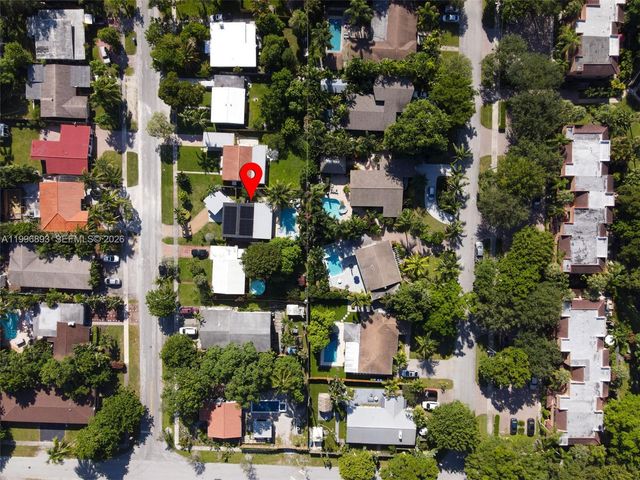 201 NE 16th Ct, Fort Lauderdale, FL 33305