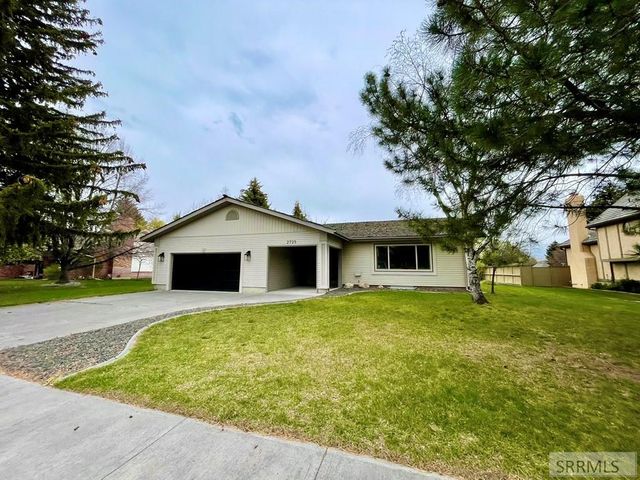 2725 Glenwood Drive, Idaho Falls, ID 83404