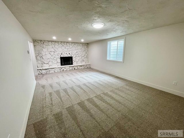 2725 Glenwood Drive, Idaho Falls, ID 83404