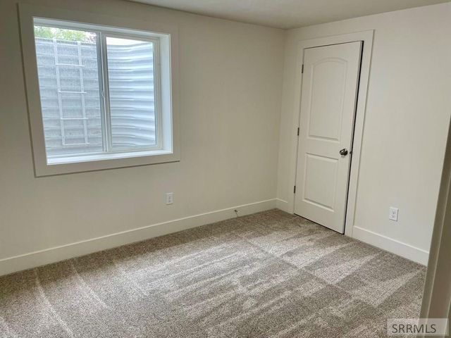 2725 Glenwood Drive, Idaho Falls, ID 83404