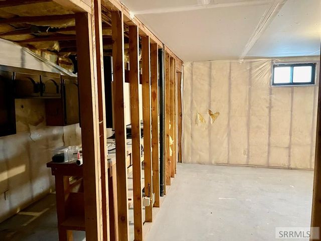 2725 Glenwood Drive, Idaho Falls, ID 83404