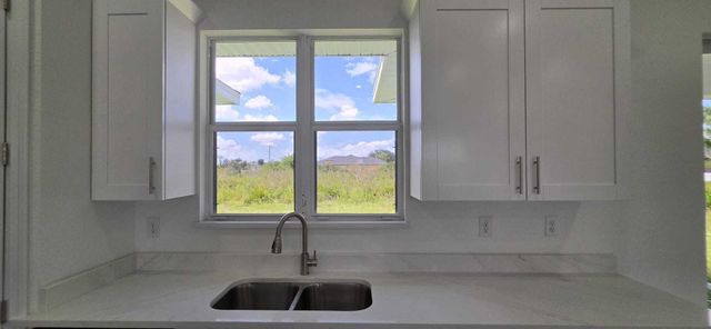 370 CHALET Avenue S, Lehigh Acres, FL 33974