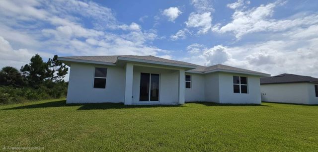 370 CHALET Avenue S, Lehigh Acres, FL 33974