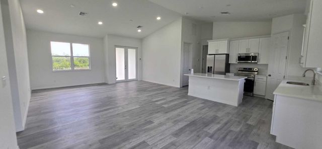 370 CHALET Avenue S, Lehigh Acres, FL 33974