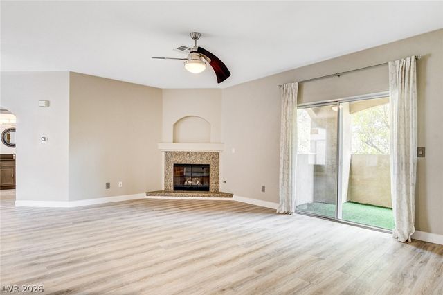 8729 Red Brook Drive 204, Las Vegas, NV 89128