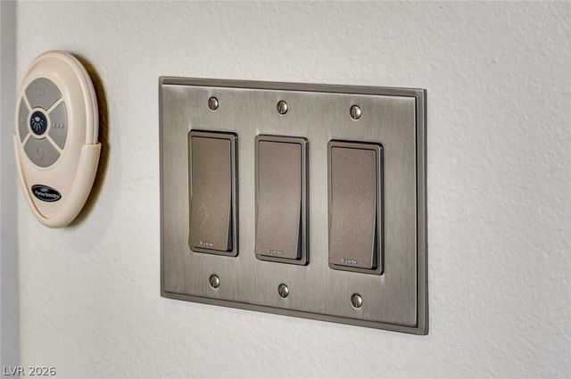 8729 Red Brook Drive 204, Las Vegas, NV 89128