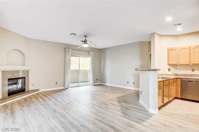 8729 Red Brook Drive 204, Las Vegas, NV 89128