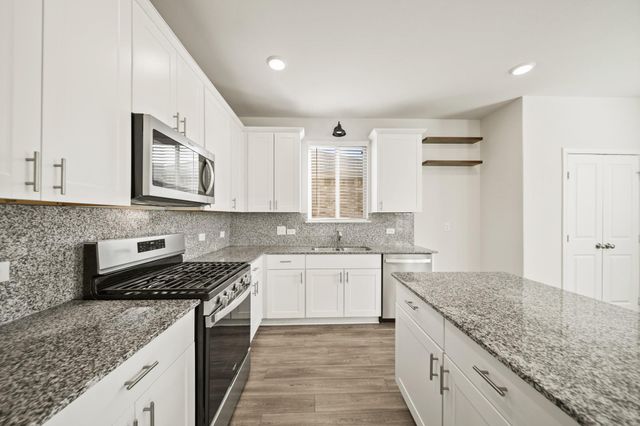 312 Lippizan Drive, Alvin, TX 77511