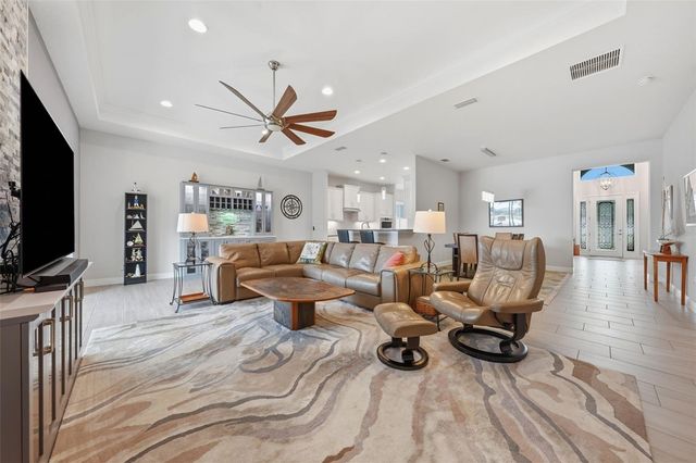 8707 PROVIDENCE CT, Mount Dora, FL 32757