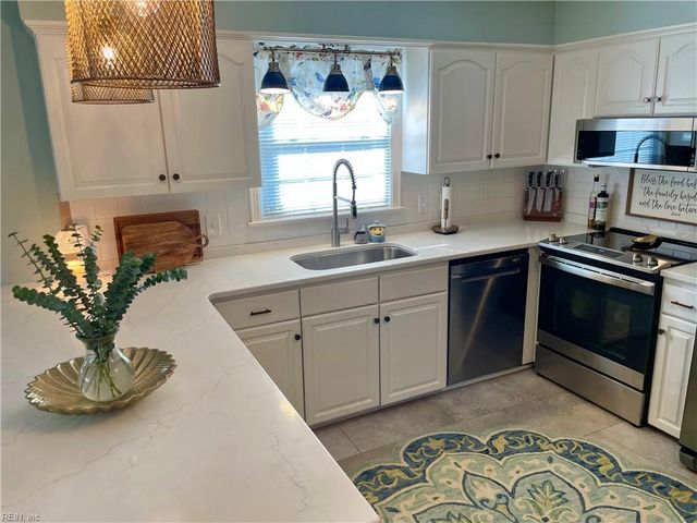 1109 Five Forks RD, Virginia Beach, VA 23455