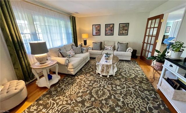 1109 Five Forks RD, Virginia Beach, VA 23455