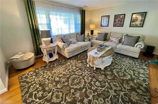 1109 Five Forks RD, Virginia Beach, VA 23455