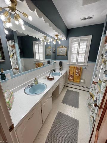 1109 Five Forks RD, Virginia Beach, VA 23455