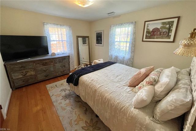 1109 Five Forks RD, Virginia Beach, VA 23455