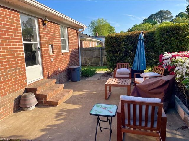 1109 Five Forks RD, Virginia Beach, VA 23455