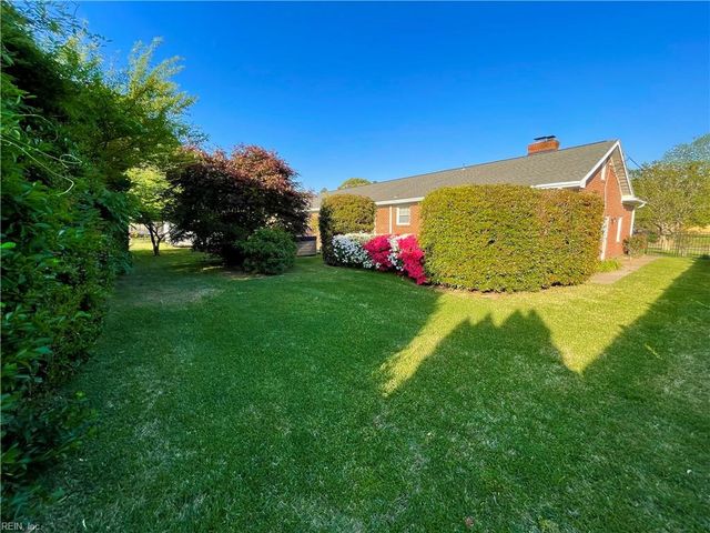 1109 Five Forks RD, Virginia Beach, VA 23455