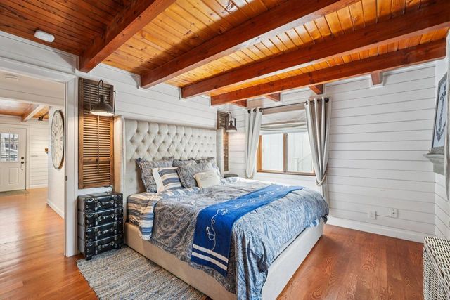 N1577 Shore Haven DRIVE, Fontana, WI 53125