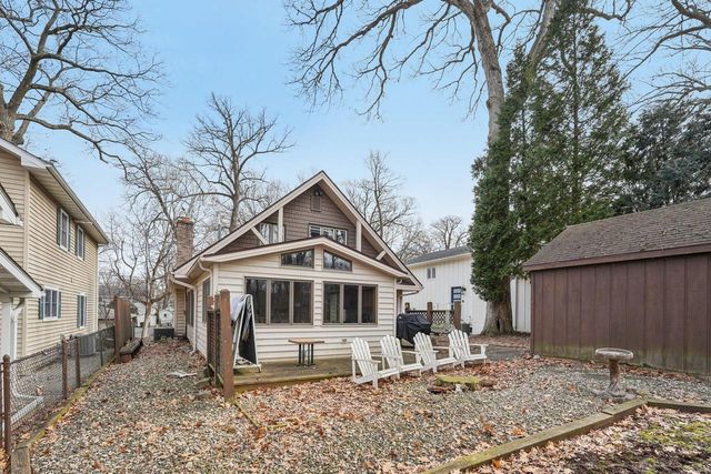 N1577 Shore Haven DRIVE, Fontana, WI 53125