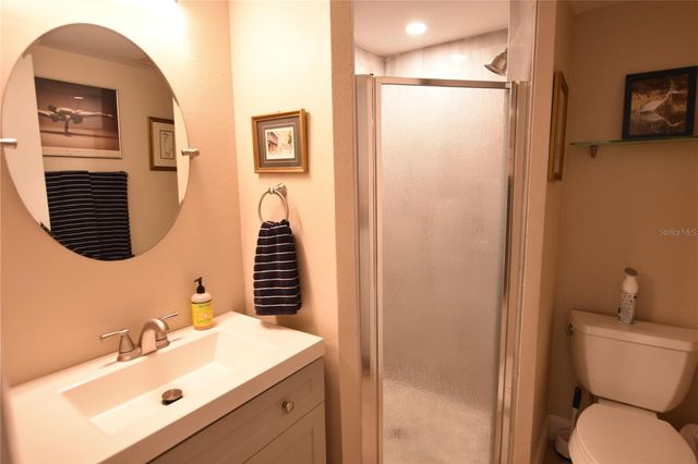 4610 RINGWOOD MEADOW 17, Sarasota, FL 34235