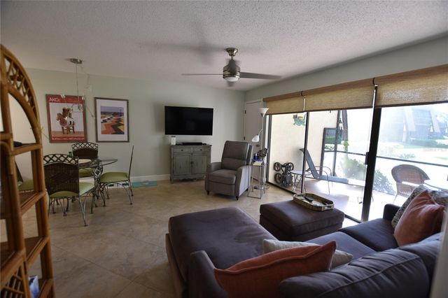 4610 RINGWOOD MEADOW 17, Sarasota, FL 34235
