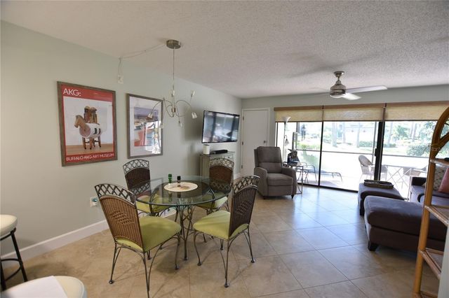 4610 RINGWOOD MEADOW 17, Sarasota, FL 34235