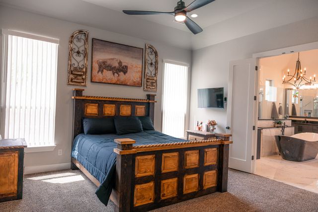 1007 Glenoaks Drive, Weatherford, TX 76088