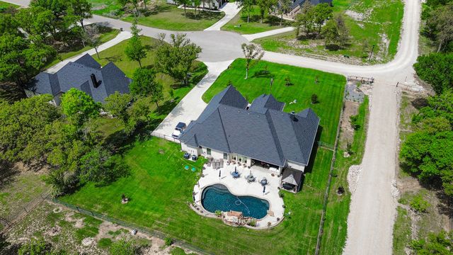 1007 Glenoaks Drive, Weatherford, TX 76088
